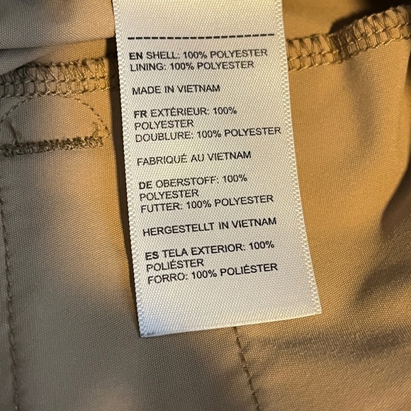 UNTUCKit Men's Beige Flat Front Khaki Shorts 40 - Picture 12 of 13